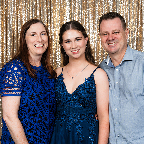 Family-Photos-Senior-Formal.jpg