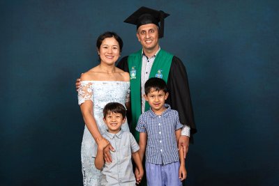 Graduation-Family.jpg